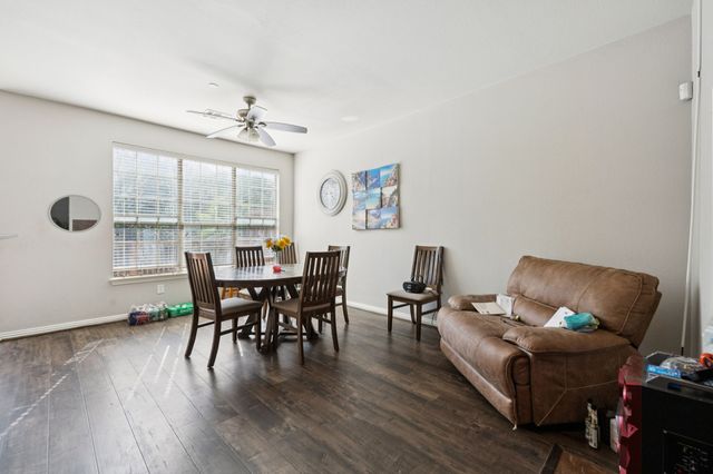 2564 Chambers Drive, Lewisville, TX 75067