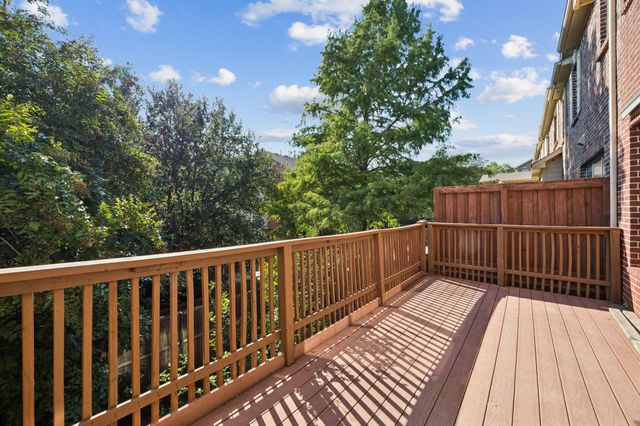 2564 Chambers Drive, Lewisville, TX 75067