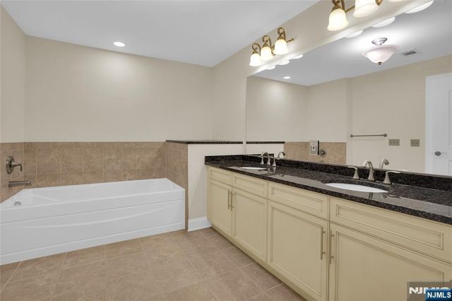 3307 The Plaza 3307, Tenafly, NJ 07670