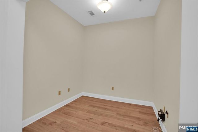 3307 The Plaza 3307, Tenafly, NJ 07670