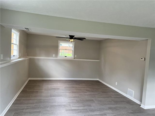 1518 Davis Road, Lawrence, KS 66046