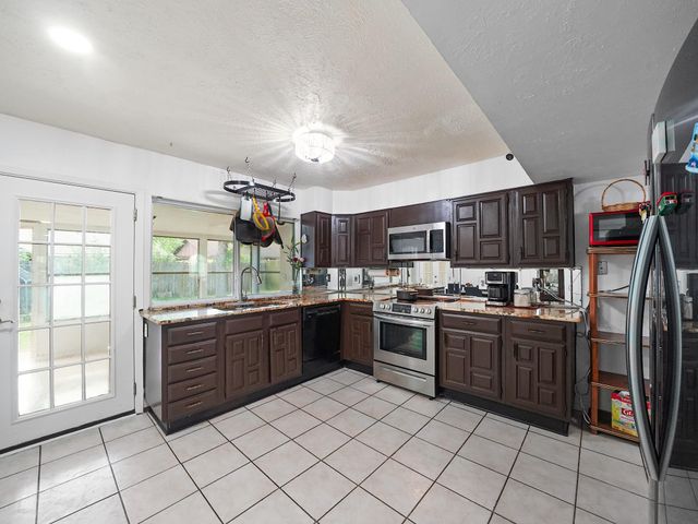 5406 Lerwick Drive, Houston, TX 77084