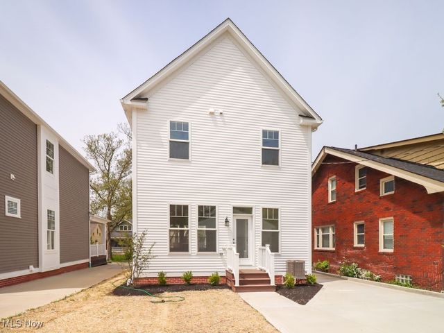 3516 Hildana Road, Shaker Heights, OH 44120