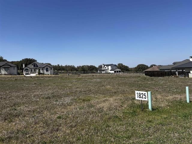 1825 Art Adams WAY, Spicewood, TX 78669