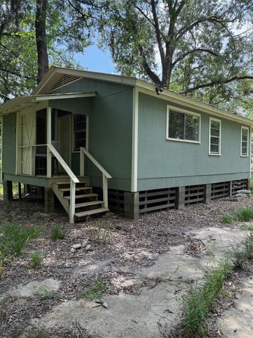 1231 Martinez Street, Coldspring, TX 77331