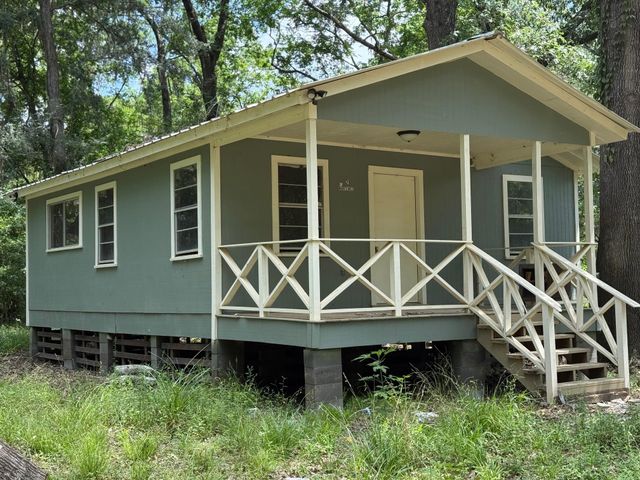 1231 Martinez Street, Coldspring, TX 77331