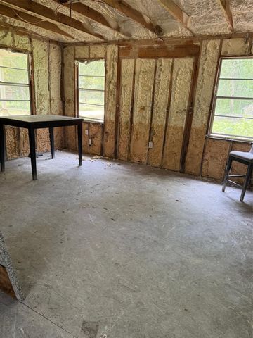 1231 Martinez Street, Coldspring, TX 77331