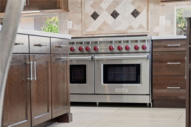 728 Lava Falls Drive, Las Vegas, NV 89110