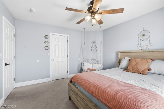 728 Lava Falls Drive, Las Vegas, NV 89110