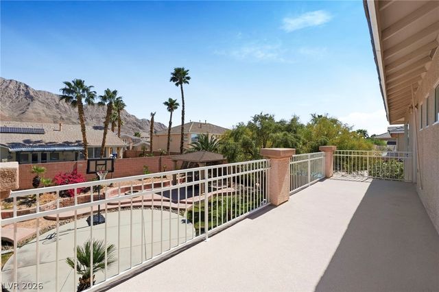 728 Lava Falls Drive, Las Vegas, NV 89110