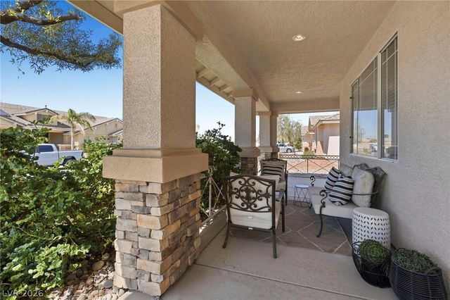 728 Lava Falls Drive, Las Vegas, NV 89110