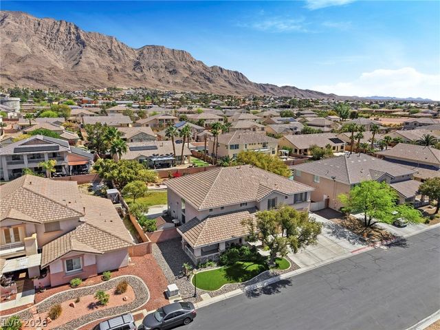 728 Lava Falls Drive, Las Vegas, NV 89110