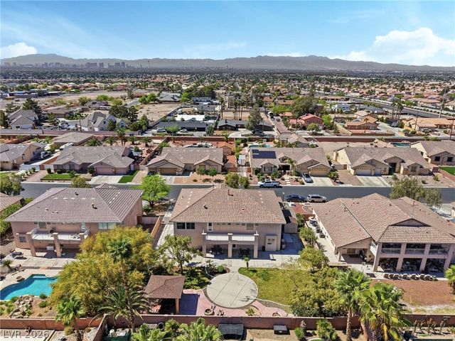 728 Lava Falls Drive, Las Vegas, NV 89110