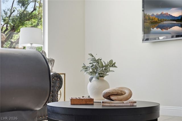 728 Lava Falls Drive, Las Vegas, NV 89110