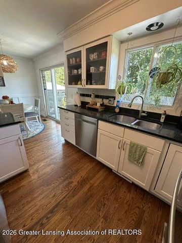 5939 Blythefield Drive, East Lansing, MI 48823