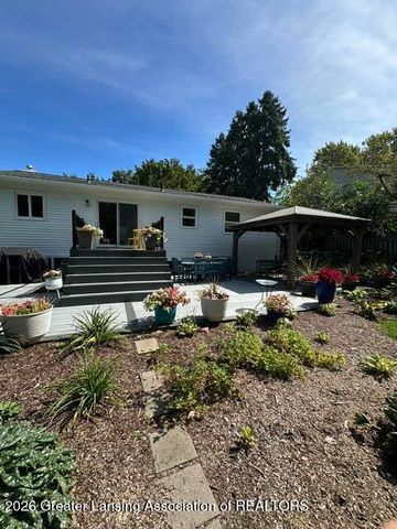 5939 Blythefield Drive, East Lansing, MI 48823
