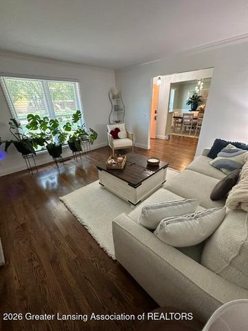 5939 Blythefield Drive, East Lansing, MI 48823