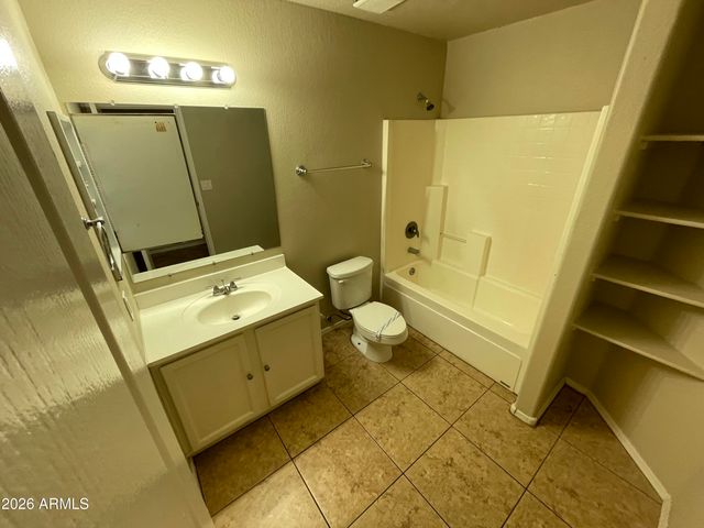 6333 W COCOPAH Street, Phoenix, AZ 85043