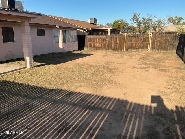 6333 W COCOPAH Street, Phoenix, AZ 85043