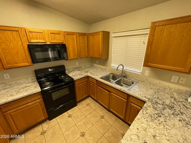 6333 W COCOPAH Street, Phoenix, AZ 85043