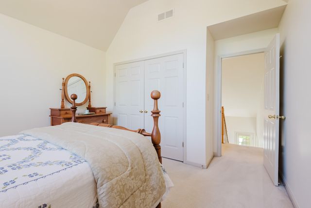 1101 Carters Close, Lexington, KY 40514
