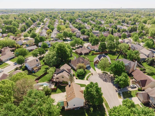 1101 Carters Close, Lexington, KY 40514