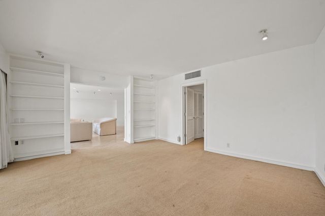 369 S Lake Drive 2e, Palm Beach, FL 33480