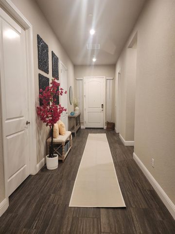 1820 Van Ruiten Dr, Lodi, CA 95242