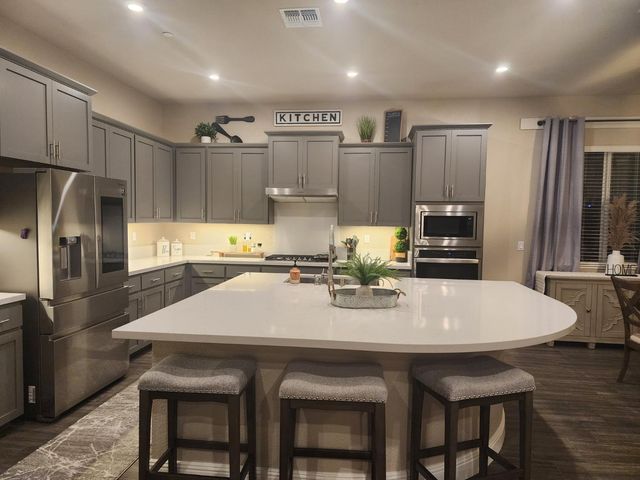 1820 Van Ruiten Dr, Lodi, CA 95242