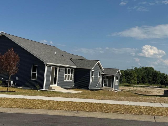 8302 85th AVENUE, Pleasant Prairie, WI 53158