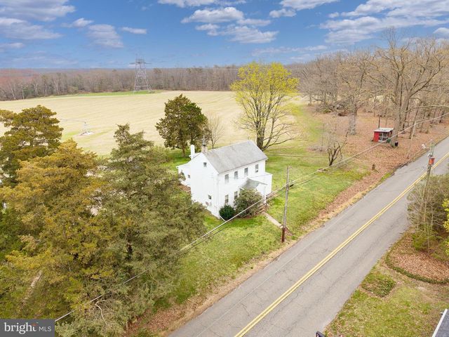776 LOWER MILL RD, Pittsgrove, NJ 08318