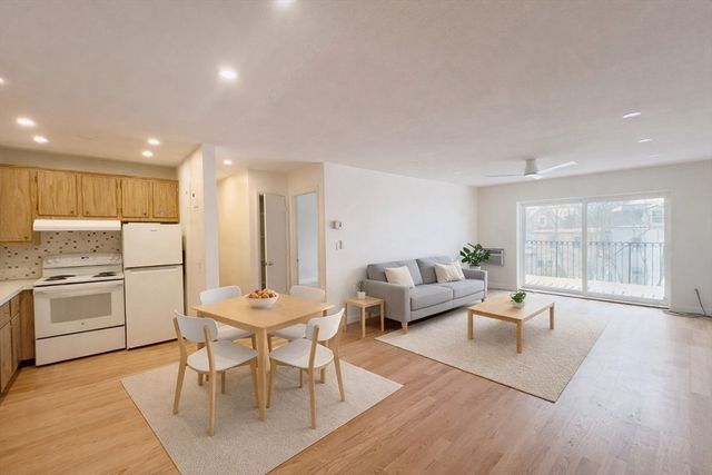 25 Custer 303, Boston, MA 02130