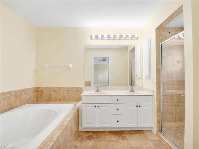 305 16th PL, Cape Coral, FL 33990