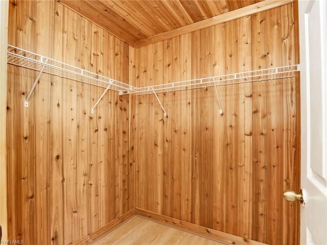 305 16th PL, Cape Coral, FL 33990