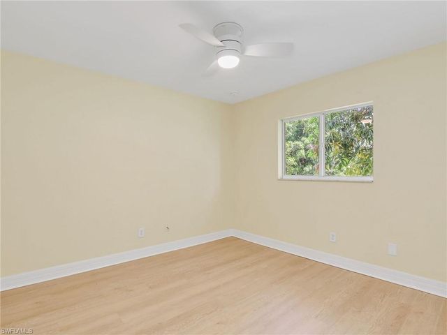 305 16th PL, Cape Coral, FL 33990