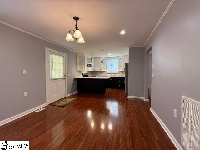 213 Magnolia Street, Clinton, SC 29325