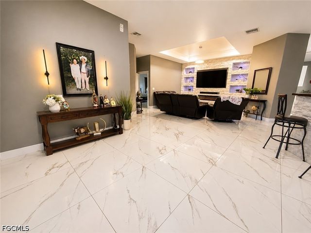 1204 E 4th ST, Lehigh Acres, FL 33936