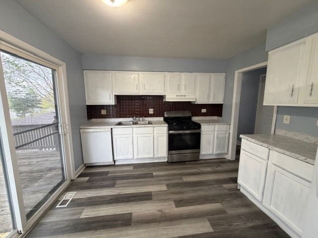 157 Plainview Drive, Bolingbrook, IL 60440