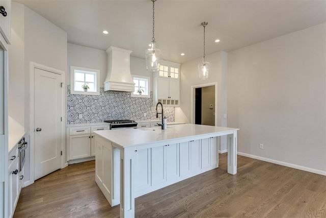 1757 Boathouse Road, Edmond, OK 73034