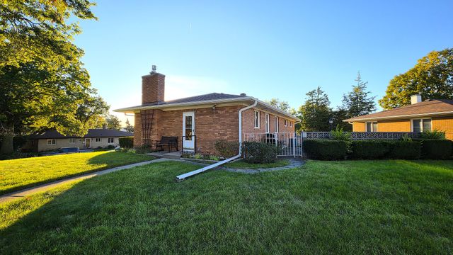 2214 W Hayes Street, Davenport, IA 52804