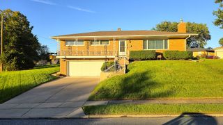 2214 W Hayes Street, Davenport, IA 52804
