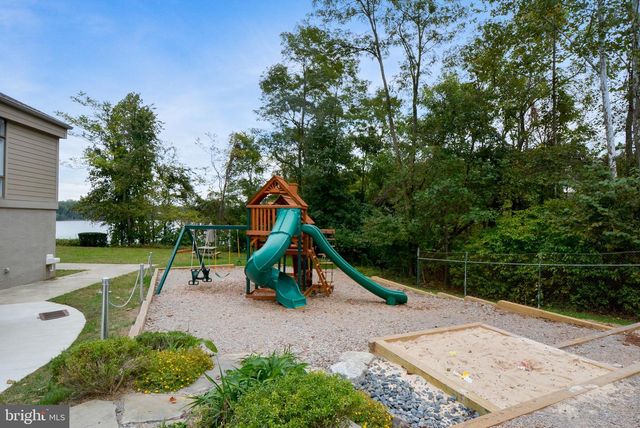 668 SANTA MARIA LN, Davidsonville, MD 21035