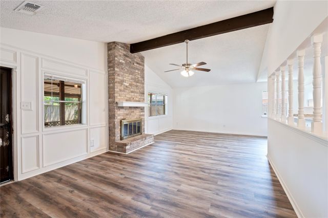2906 Heatherwood Drive, Baytown, TX 77521