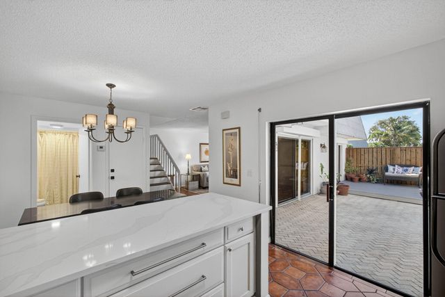 1700 Embassy Drive 103, West Palm Beach, FL 33401