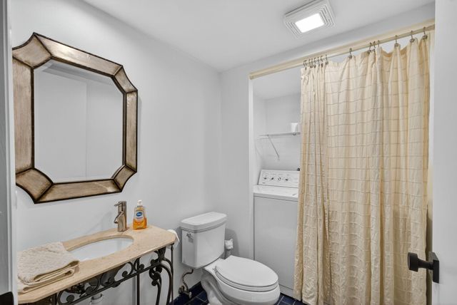 1700 Embassy Drive 103, West Palm Beach, FL 33401