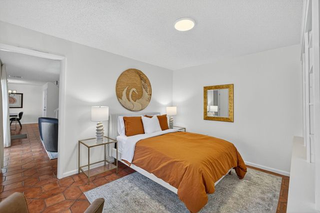 1700 Embassy Drive 103, West Palm Beach, FL 33401
