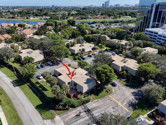 1700 Embassy Drive 103, West Palm Beach, FL 33401