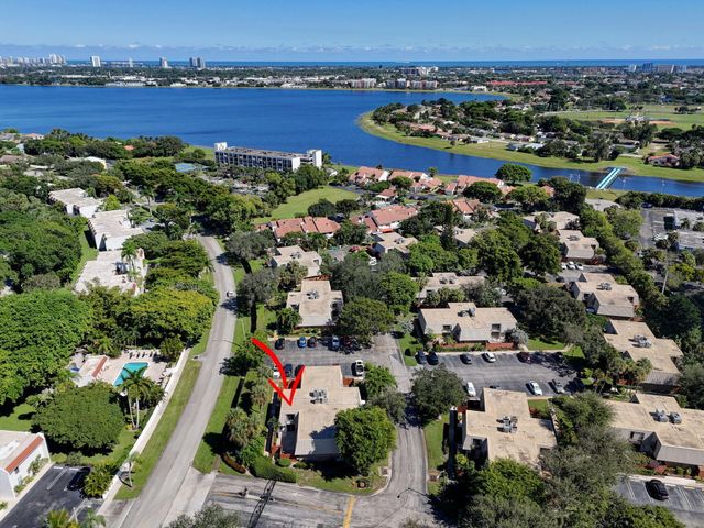 1700 Embassy Drive 103, West Palm Beach, FL 33401