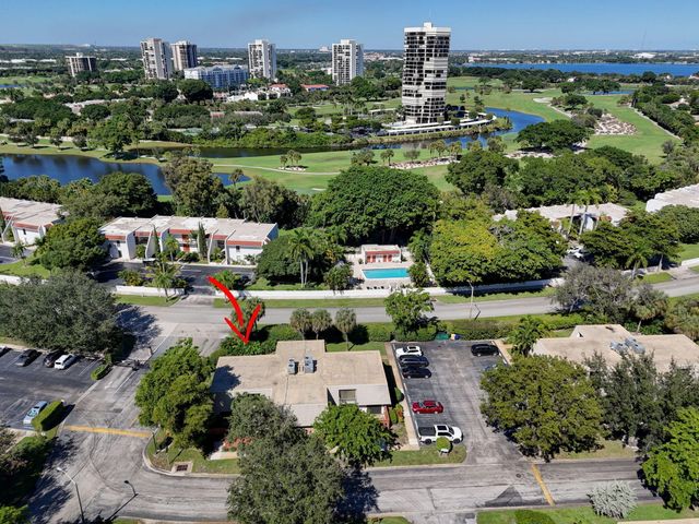 1700 Embassy Drive 103, West Palm Beach, FL 33401