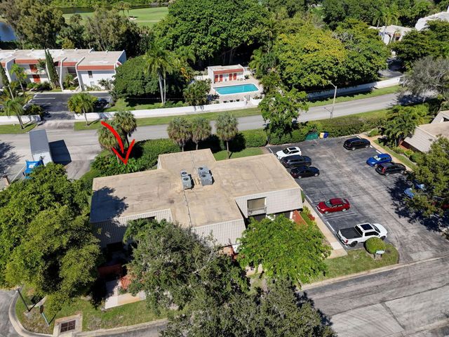 1700 Embassy Drive 103, West Palm Beach, FL 33401